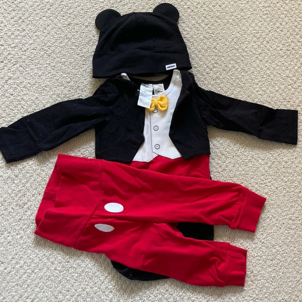 Cute H&M Mickey mouse 3 piece set hat, onsie and pants